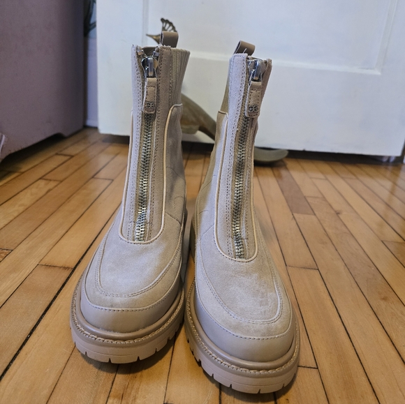 Sam Edelman Leone Lug Sole Chelsea Boot Sesame Tan Zip Up Size 7.5 - Picture 3 of 7